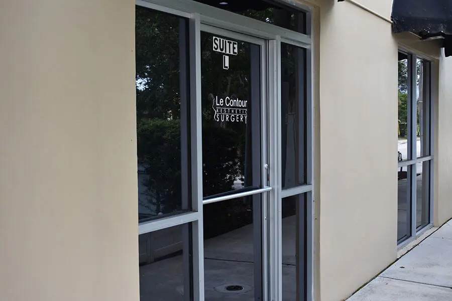 Office Interior Photo 15